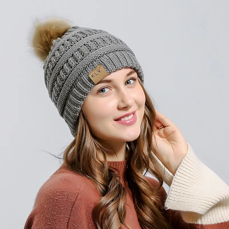 V&J Custom Embroidery Logo 100% Acrylic Pom Pom Knitted Fashion Beanie Hat