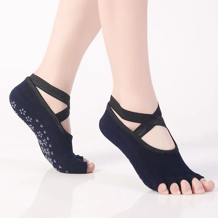 Yoga Socks Non Slip Skid Socks with Grips Pilates Ballet Barre Socks for Women (1)g6b